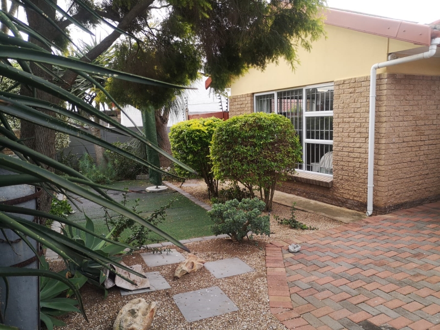 4 Bedroom Property for Sale in Azalea Park Eastern Cape